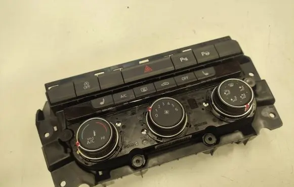 Volkswagen T-Roc Climate control unit 5G0907426BJ 5HB01266585 2001510348