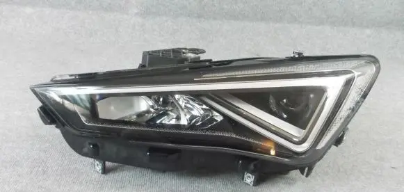 Seat Leon IV Headlight/headlamp 5FB941007F