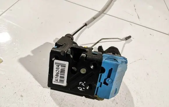 Front door lock