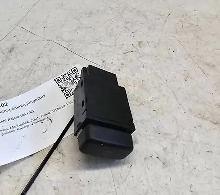 Fog light switch