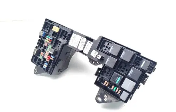 Jaguar XF Fuse module 9X2314290AHC 8C2T14A003AA