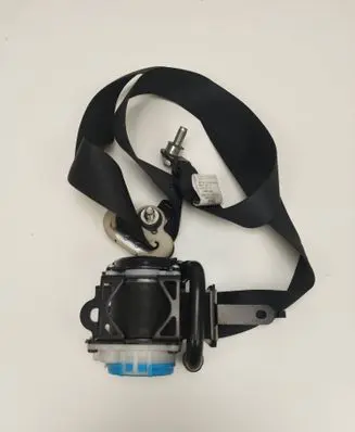Mazda 6 Front seatbelt 