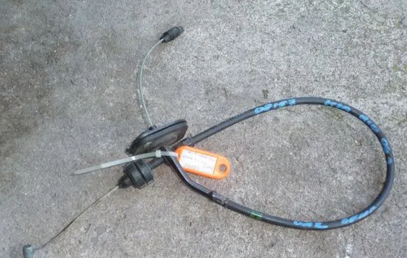 KIA Rio Throttle cable 