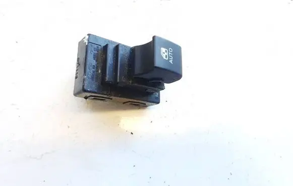 KIA Ceed Electric window control switch 935751h100 93575-1h100