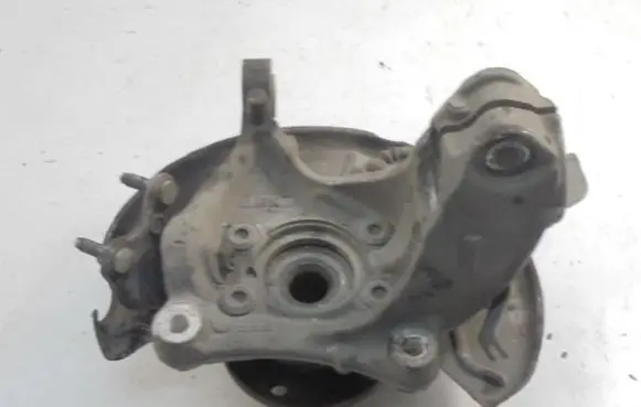 Volkswagen PASSAT B6 Front wheel hub spindle knuckle 