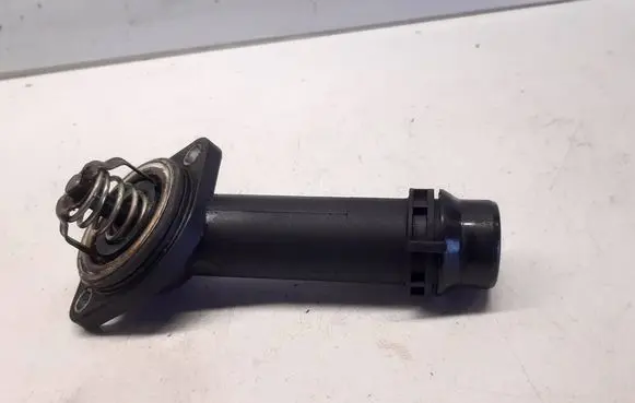 Audi A4 S4 B7 8E 8H Engine coolant pipe/hose 06B121121 03G121121C 038121121B