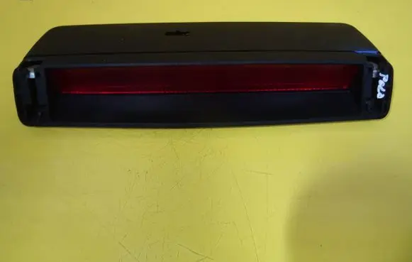 Volkswagen Polo III 6N 6N2 6NF Third/center stoplight 