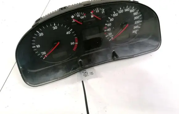 Volkswagen PASSAT B5 Speedometer (instrument cluster) 0263623024 4123440542