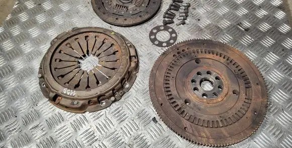 Alfa Romeo 156 Clutch set kit 235DTS5800