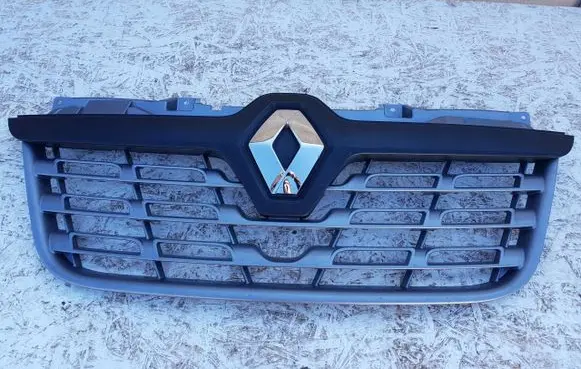 Renault Master II Front bumper upper radiator grill 623102803R
