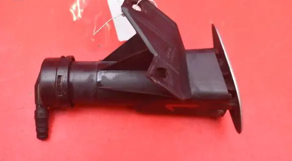 Toyota Avensis Verso Windshield washer spray nozzle 