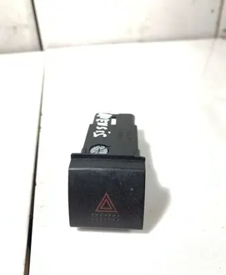 Toyota Avensis T220 Hazard light switch 153309