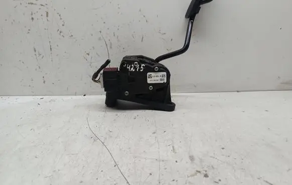 Opel Astra H Accelerator throttle pedal 9158011 6PV00811301