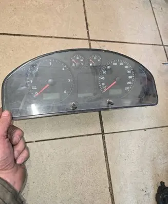 Volkswagen Transporter - Caravelle T5 Speedometer (instrument cluster) 7H0920851S VWZ7Z015667052 25090928281