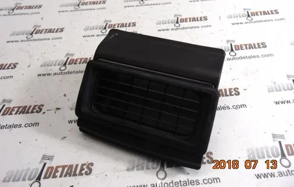 Lexus LS 430 Rear air vent grill 5886250030