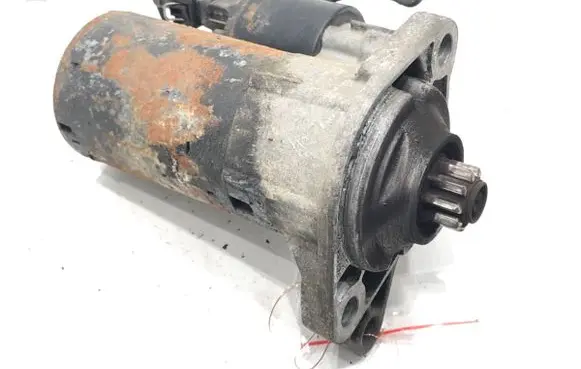 Volkswagen Golf IV Starter motor