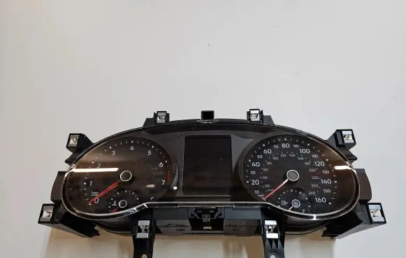 Volkswagen Tiguan Allspace Speedometer (instrument cluster) 5NA920850B