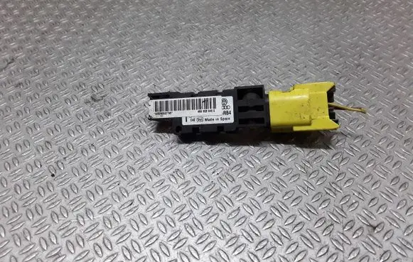 Volkswagen Phaeton Airbag deployment crash/impact sensor 4B0959643E