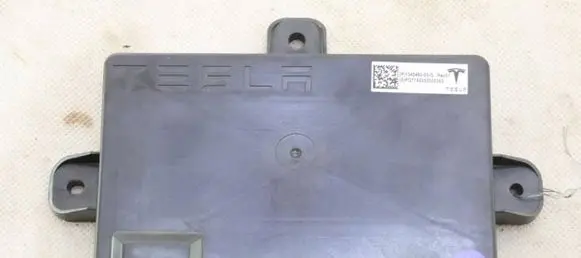Tesla Model X Sliding door control unit/module 1500672 1500672-00-G 150067200G