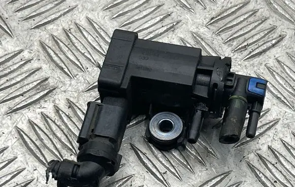 Ford Mondeo MK V Turbo solenoid valve 9808206880 302142147 9611882