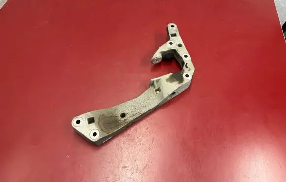 BMW X3 G01 Gearbox mounting bracket 6861583 22326861583