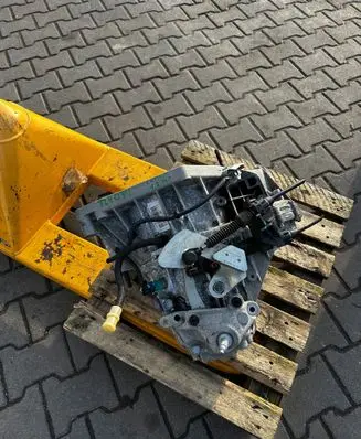 Renault Captur Gearbox transfer box case 