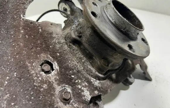 BMW X5 E70 Front wheel hub