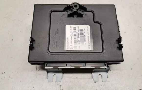 Hyundai Santa Fe Central body control module 954002WDH0