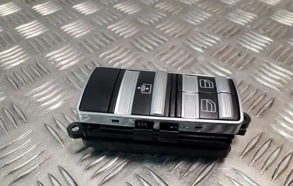 Mercedes-Benz S W221 Electric window control switch A2218214651