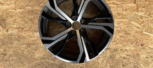 Volvo V60 R19 alloy rim 32271991 C07115