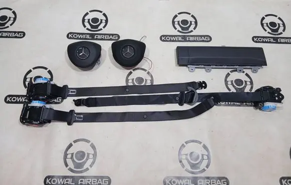 Mercedes-Benz A W176 Airbag set A0008600800 A0008609000 A0008601000