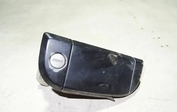 Volkswagen Multivan T4 Front door exterior handle 701837209