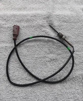 Skoda Octavia Mk3 (5E) Exhaust gas temperature sensor 04L906088DB