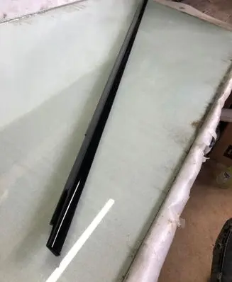 Mercedes-Benz GLA H247 Rubber seal front door window/glass A2477257300