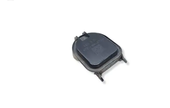BMW 3 E90 E91 Headlight/headlamp dust cover 