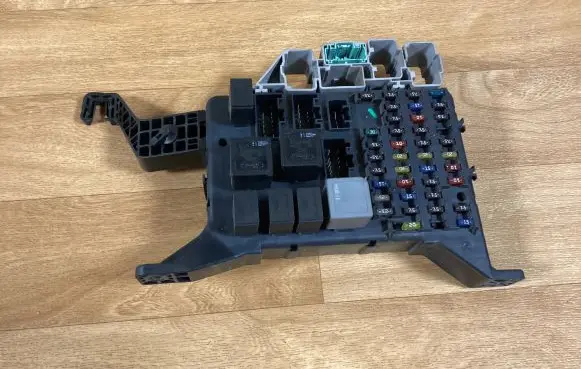 Ford Mondeo Mk III Fuse box set 1S7T14A073AE