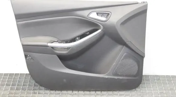 Ford Focus Front door card panel trim