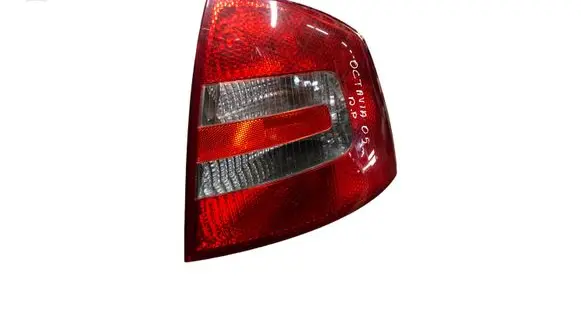 Skoda Octavia Mk2 (1Z) Rear/tail lights 1Z9945096 2021001019 4050043
