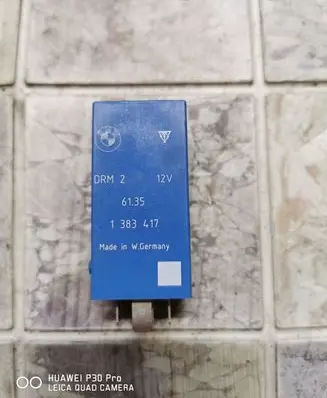 BMW 5 E39 Other relay 61351383417