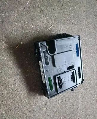 Renault Megane III Comfort/convenience module 284B13640R