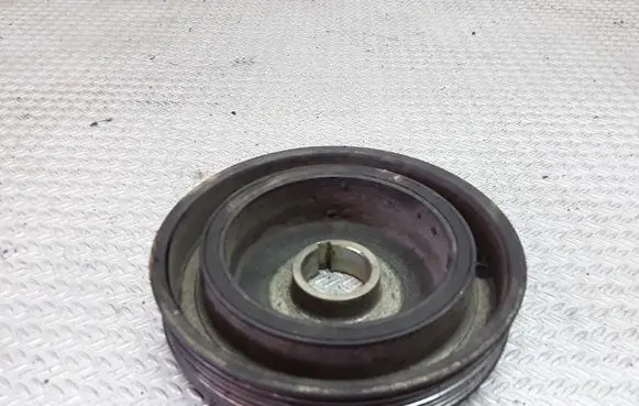 Citroen C4 I Picasso Crankshaft pulley 9641741980