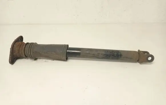 KIA Sportage Rear shock absorber/damper 553113U010