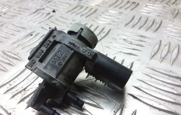 Volkswagen Caddy Turbo solenoid valve 1K0906283A