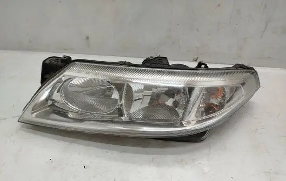 Renault Laguna II Headlight/headlamp 8200002845