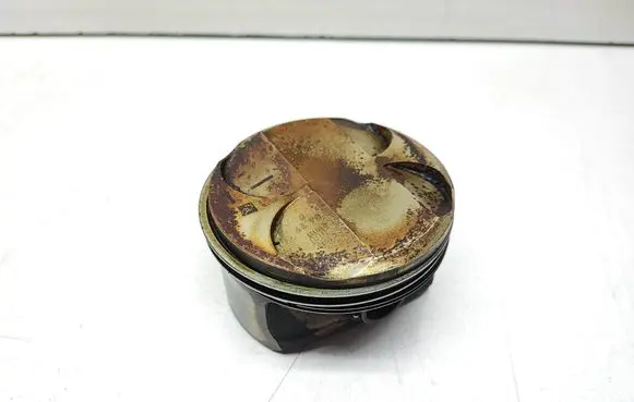BMW X3 F25 Piston 7558528