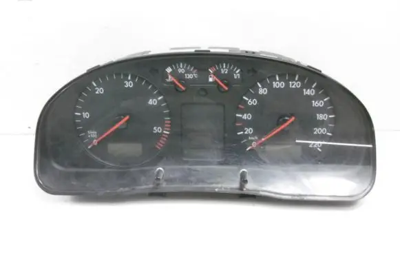 Volkswagen PASSAT B5 Speedometer (instrument cluster) 3B1919880D