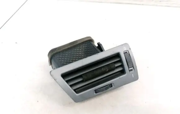 BMW 7 E65 E66 Dash center air vent grill 64228223333 14121810