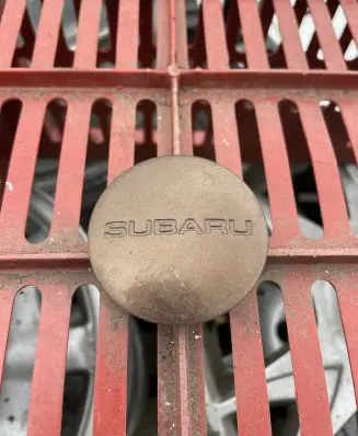 Subaru Legacy Original wheel cap