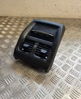 BMW i4 Rear air vent grill 6806816 58450713