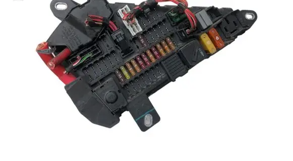 BMW 5 E60 E61 Fuse box set 690655806